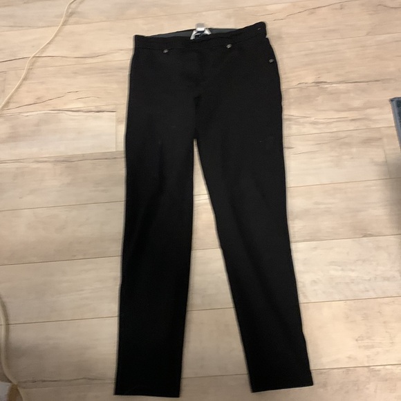 Black pull on  stretch pant - Picture 2 of 2